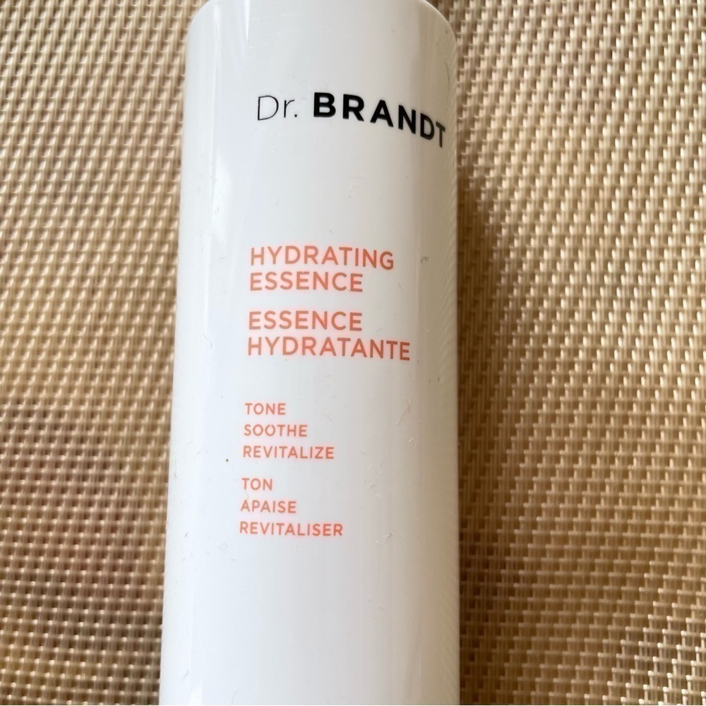 Dr.brandt HYDRATING ESSENCE
Perfect For All Skin - Picture 4 of 5